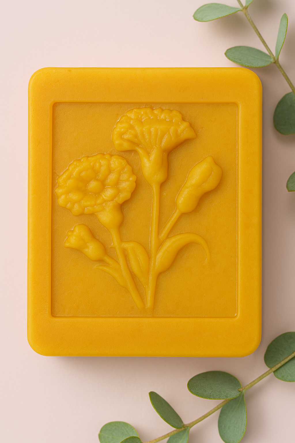 Turmeric & Kojic Acid Soap – Natural Glow & Radiant Skin with Vitamin C 🌿✨. 🌿 100% Natural & Gentle on all skin types
• ✨ Fades dark spots & evens skin tone
• 🍋 Enriched with Vitamin C for radiant, glowing skin
• 💧 Moisturizes &